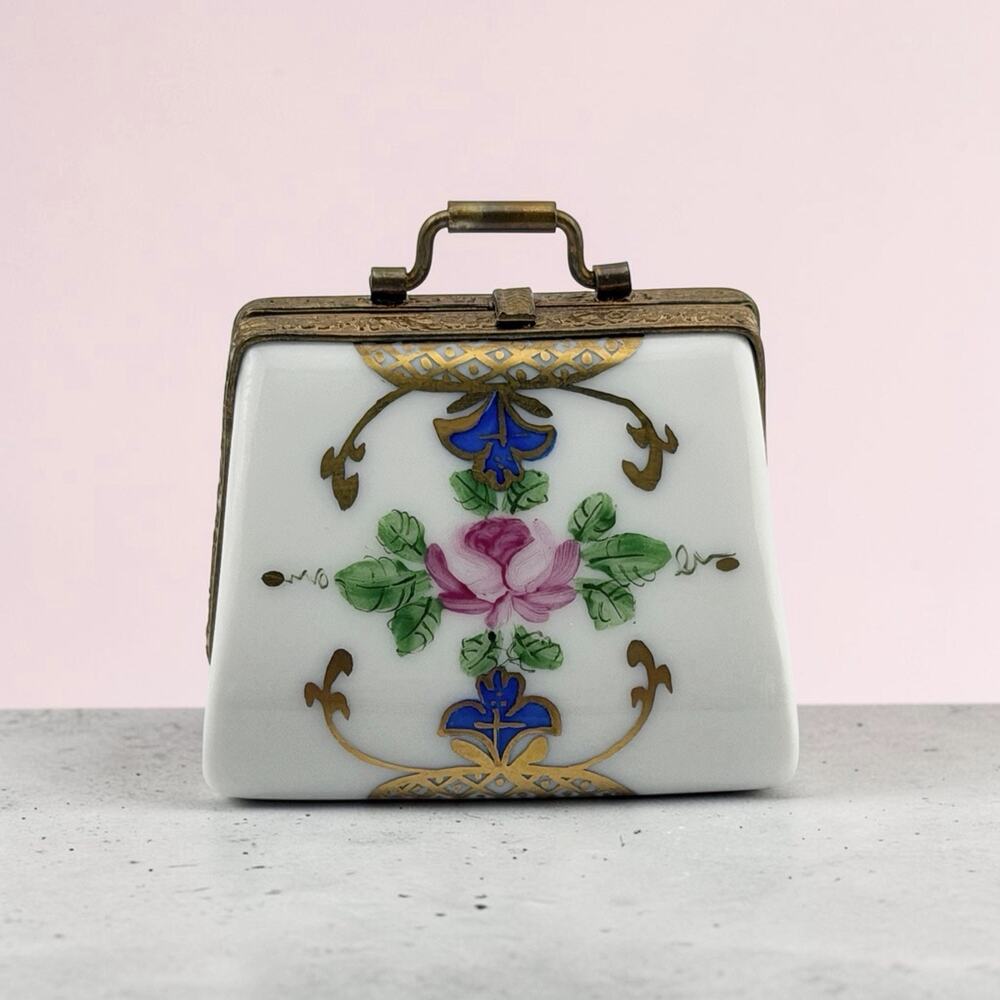 Vintage Limoges Peint Main Porcelain Purse Trinket Box France 1.75" White Floral